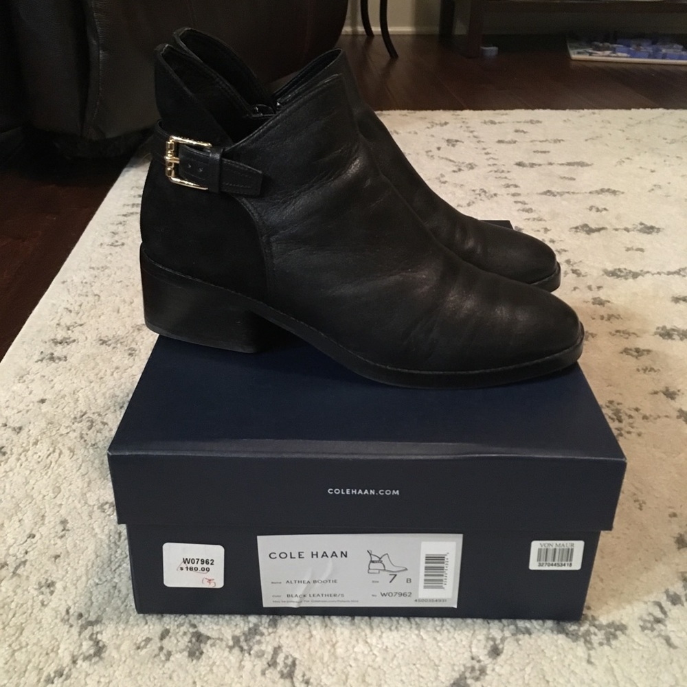 EUC Cole Haan Althea Booties - Black Leather sz 7